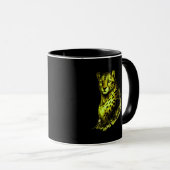 Quiet Power Feline Mug | Elegant Wildlife Art Tasse (VorderseiteRechts)
