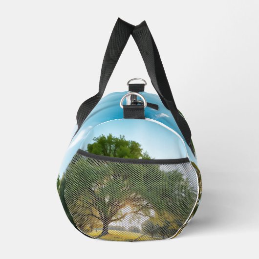 Quiet Time With a Big Tree  Duffle Bag (Rechts)