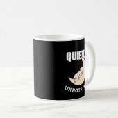 Quietly Unbothered Minimal Quote Mug – Calm Night  Kaffeetasse (VorderseiteRechts)