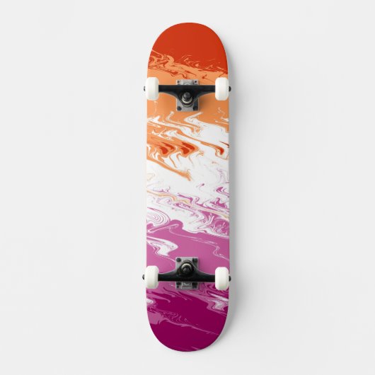 Quiggly Trippy Groovy Abstrakte Lesbian-Stolperfla Skateboard (Vorderseite)