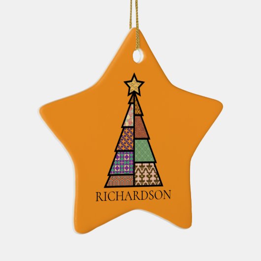 Quilt Christmas Tree mit Monogram Keramik Ornament (Rechts)