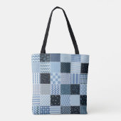 Quilt-Design, geometrisches Patchwork, Blautöne. Tasche (Rückseite)