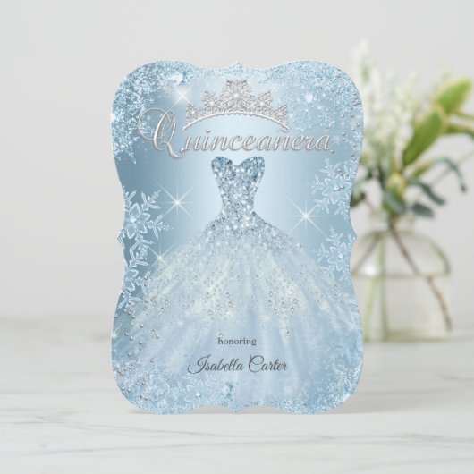 Quinceanera 15. Icy Blue Winter Wunderland Dress Einladung (Stehend Vorderseite)