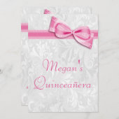 Quinceañera Birthday Damask und Pink Imitats Bow Einladung (Vorne/Hinten)
