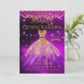 Quinceanera Birthday Lila Magenta Tiara Gold Einladung (Stehend Vorderseite)