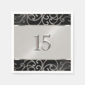 Quinceanera Black and Silver Filigree Wirbel Serviette (Vorderseite)