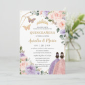 Quinceañera Blush Pink Lilac Lila Flora Twins Einladung (Stehend Vorderseite)