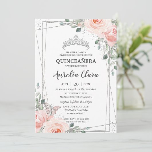 Quinceañera Blush Pink Rose Butterfly Crown Einladung (Stehend Vorderseite)