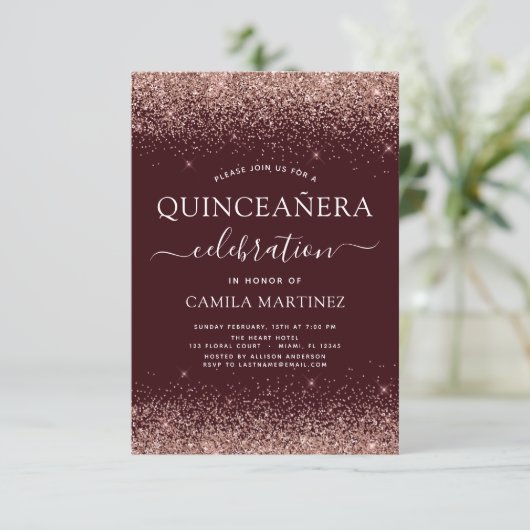 Quinceanera Burgund Rose Gold Blush Pink Einladung (Stehend Vorderseite)
