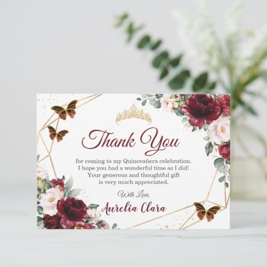 Quinceañera Burgundy Blush Floral Butterfliegen Dankeskarte (Stehend Vorderseite)