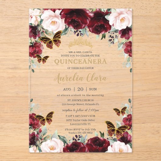 Quinceañera Burgundy Blush Floral Gold Butterflies Acryleinladungen (Vorderseite)
