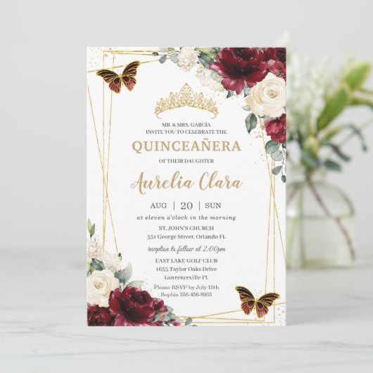 Quinceañera Burgundy Ivory White Floral Butterfly Einladung (Stehend Vorderseite)
