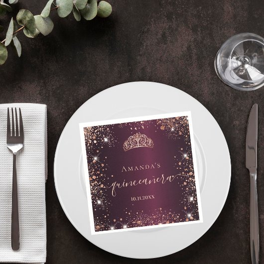 Quinceanera burgundy Rose gold tiara name skript Serviette