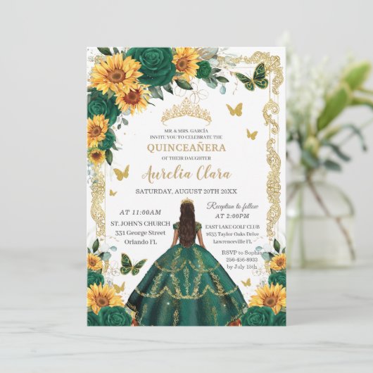 Quinceañera Emerald Green Floral Sonnenblumen Gold Einladung (Stehend Vorderseite)