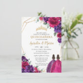 Quinceañera Fuchsia Dark Lila Floral Rose Twins Einladung (Stehend Vorderseite)