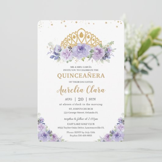 Quinceañera Lila Lilac Floral Princess Tiara Einladung (Stehend Vorderseite)