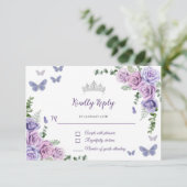 Quinceañera Lila Lilac Floral Tiara Butterfliegen RSVP Karte (Stehend Vorderseite)
