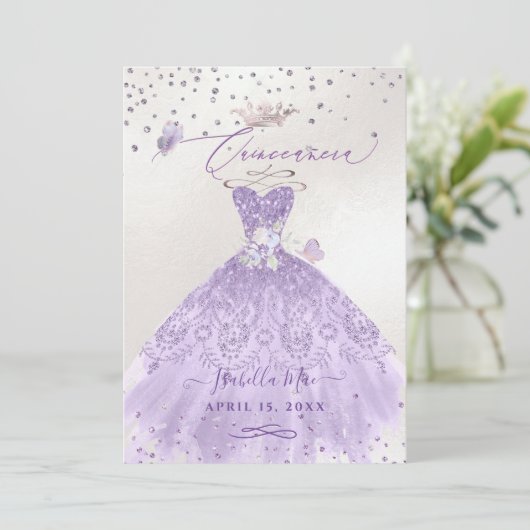 Quinceanera Lilac Lila Silver Glitzer Gown Einladung (Stehend Vorderseite)
