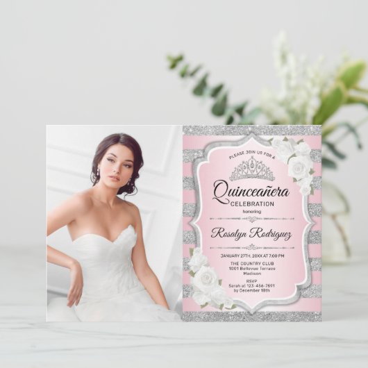 Quinceanera Party mit Foto - Silber rosa Einladung (Stehend Vorderseite)