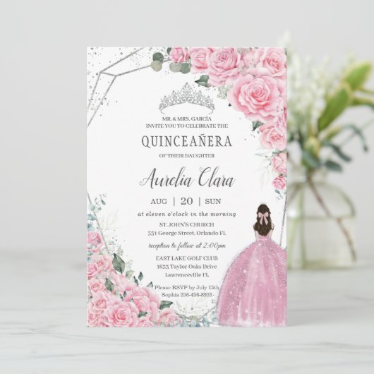 Quinceañera Pink BlumenPrinzessin Silver Birthday Einladung (Stehend Vorderseite)