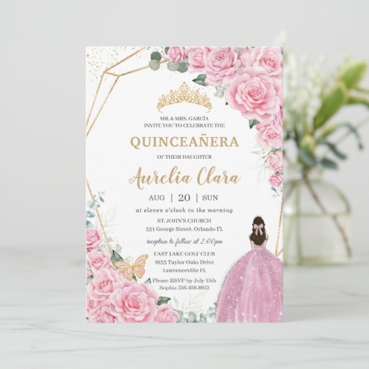 Quinceañera Pink Roses Floral Gold Prinzessin Crow Einladung (Stehend Vorderseite)