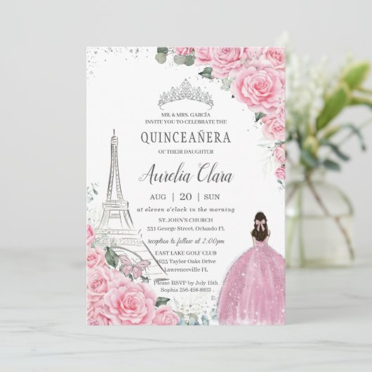 Quinceañera Pink Roses Floral Paris Eiffel Silver Einladung (Stehend Vorderseite)