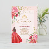 Quinceañera Princess Red Floral Einladung (Stehend Vorderseite)