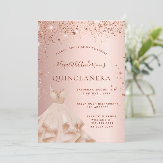 Quinceanera Rose Gold rosa Glitzern Kleid Einladung (Stehend Vorderseite)