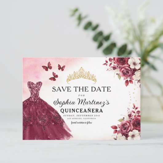 Quinceanera Save the Date Floral Burgund (Stehend Vorderseite)