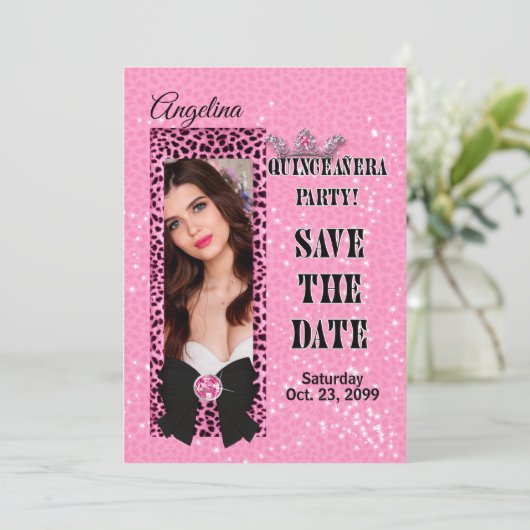 Quinceanera Save the Date Pink Cheetah Print Einladung (Stehend Vorderseite)