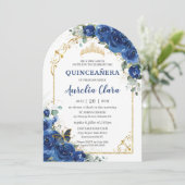 Quinceañera Sweet 16 Royal Blue Floral Arch Einladung (Stehend Vorderseite)