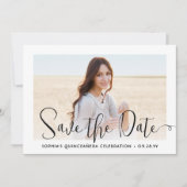 Quinceañera Trendy Script Chic Modern 2 Foto Save The Date (Vorderseite)