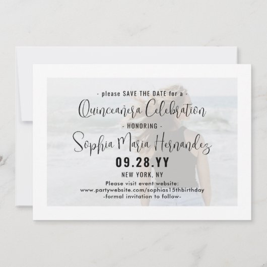 Quinceañera Trendy Script Chic Modern 2 Foto Save The Date (Rückseite)