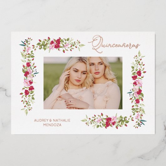 Quinceañeras Sisters Spanish Whimsical Typography  Folieneinladung (Vorderseite)