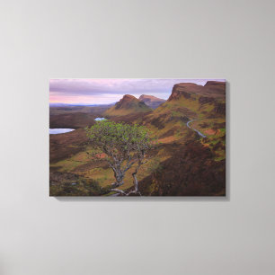 Quiraing Sonnenaufganglandschaft auf Skye Leinwanddruck