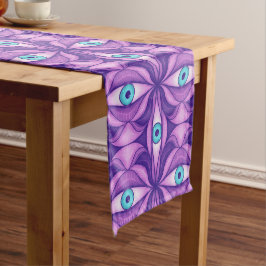 Quirky blaue Augen im mystischen Lila Muster Kurzer Tischläufer