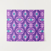 Quirky blaue Augen im mystischen Lila Muster Wandteppich (Vorderseite (Horizontal))