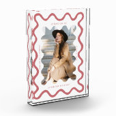 Quirky Blush Pink Wavy Line Graduate Keepake Fotoblock (Links)