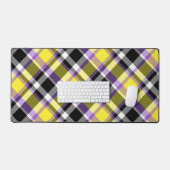 Quirky Eclectic Boho - Flag für nichtbinäre Karier Schreibtischunterlage (Tastatur & Maus)