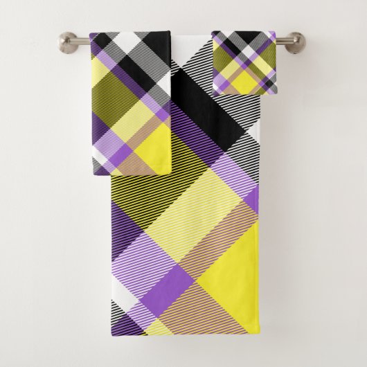 Quirky Eclectic Boho Nonbinary Karo Stolzflagge Badhandtuch Set (Insitu)