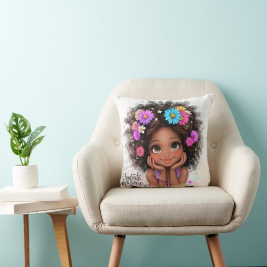 Quirky Girl Radiate Positivity Throw Kissen (Stuhl )