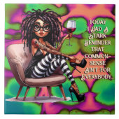 Quirky Lady Tattoo & Wine Commonsense Keramik Tile Fliese (Vorderseite)
