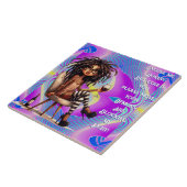 Quirky Lady Tattoos & Wine Light Fliese (Seite)