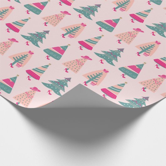 Quirky Pink Girly Christmas Trees Geschenkpapier (Ecke)