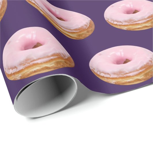 Quirky Pink Glazed Donuts Muster Lila Geschenkpapier (Rolleneckpunkt)