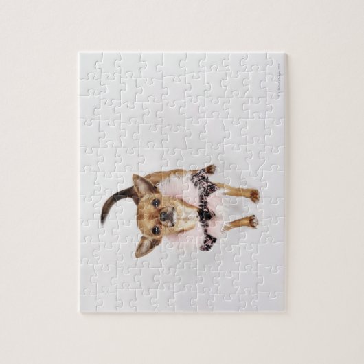 Quirky-Porträt eines Teacup Chihuahua Puzzle (Vertikal)