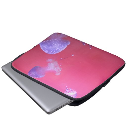 Quirky-Qualle im rosa Wasser Laptopschutzhülle (Vorne Knopf)