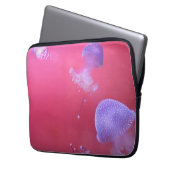Quirky-Qualle im rosa Wasser Laptopschutzhülle (Vorderseite Links)