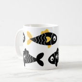 Quirky Seamless Black Fish Pattern mit Gelb Kaffeetasse (Vorderseite Links)