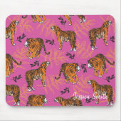 Quirky Tiger Pattern auf hellrosa Mousepad (Vorne)